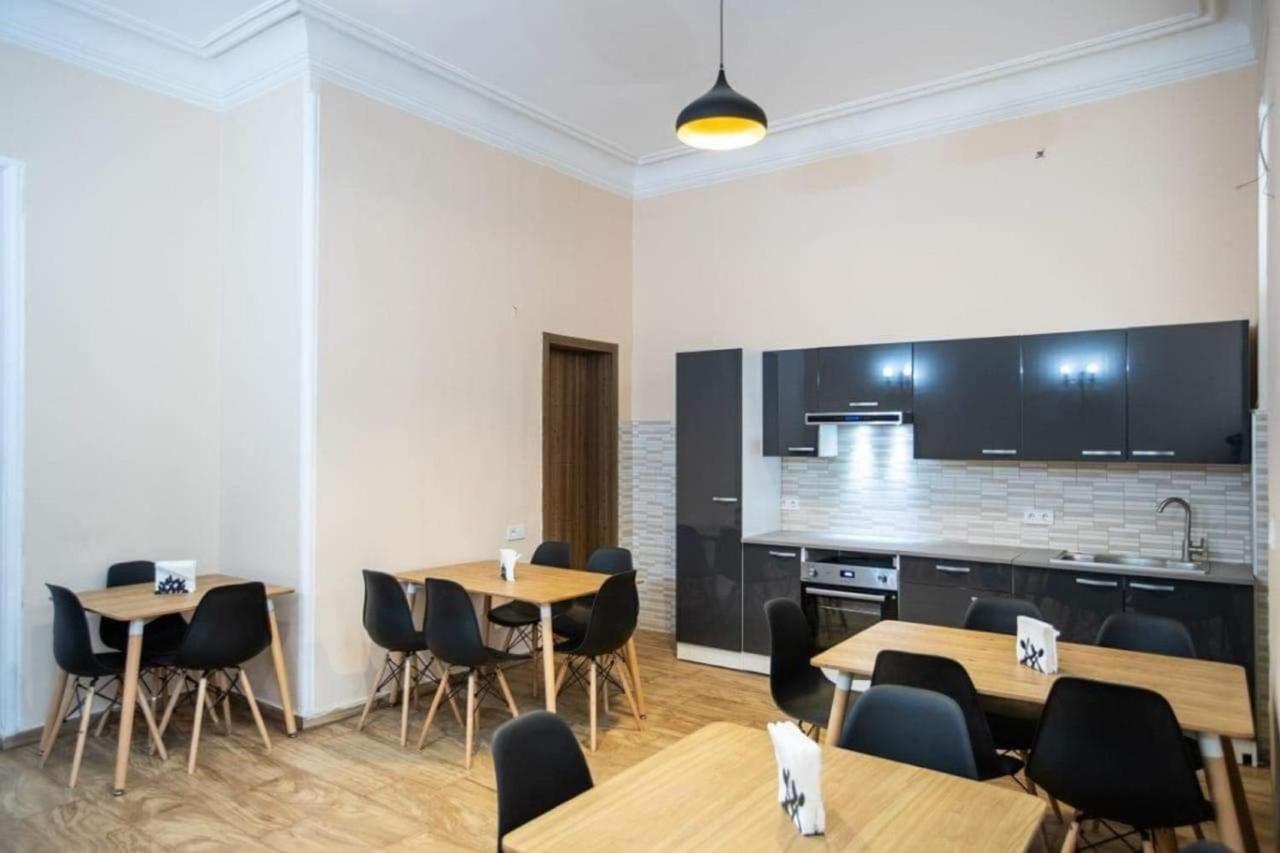 Crypto Hotel Tbilisi Zewnętrze zdjęcie