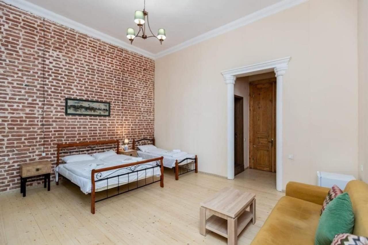 Crypto Hotel Tbilisi Zewnętrze zdjęcie